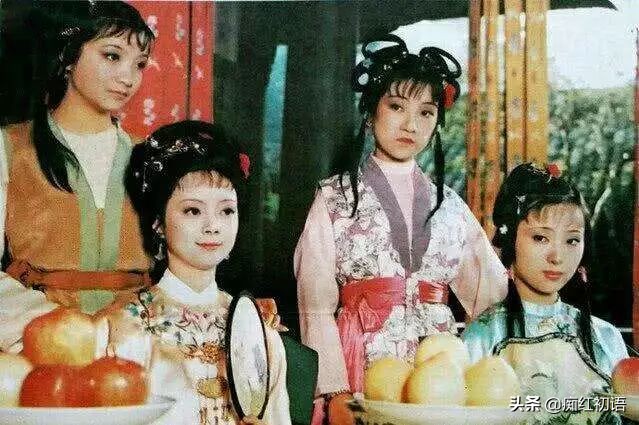 凤姐点戏《刘二当衣》，暗含玄机