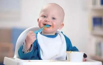 如何判断宝宝放屁是正常,宝宝放屁其实是一种求救信号图文