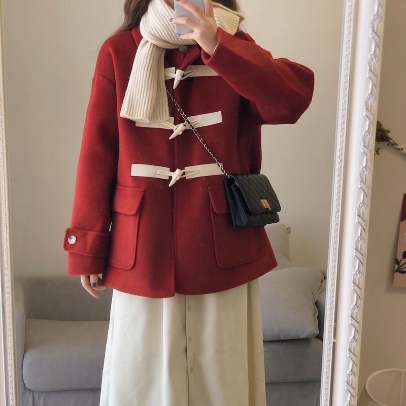 早春穿什么颜色显气质,想要穿出高级感穿对配色很重要