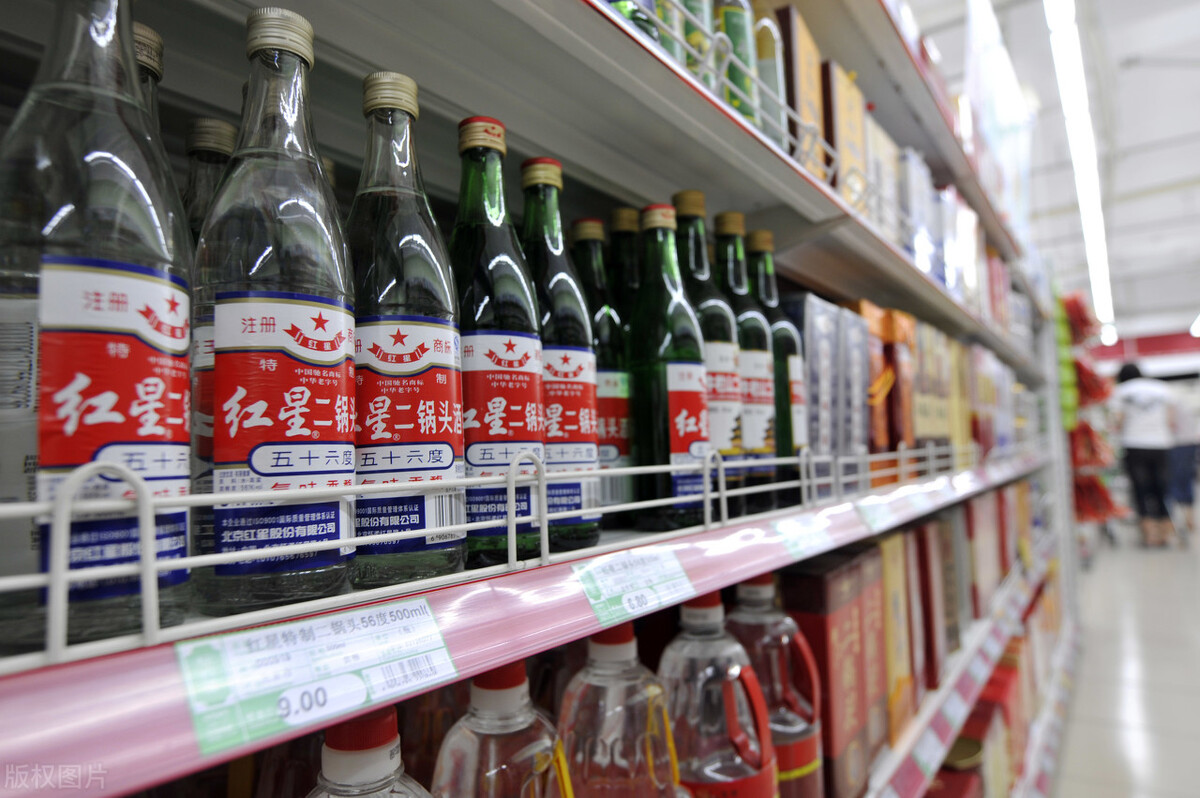 五种好喝不贵的纯粮白酒,八种廉价白酒