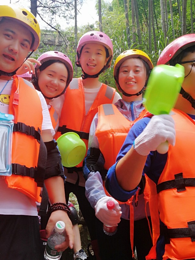 湖南沱龙峡漂流地点推荐,湖南沱龙峡漂流