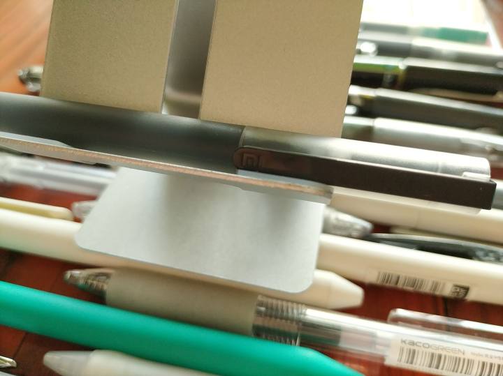 小米巨能写百乐对比,小米巨能写和百乐p500哪个好