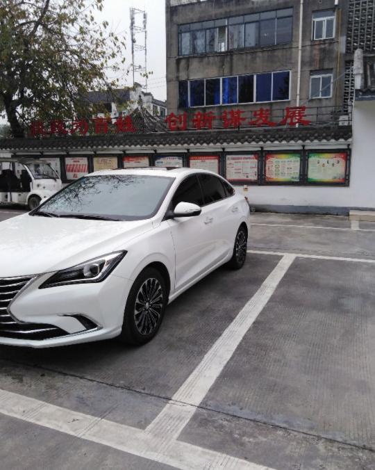 十万家用车推荐长安逸动,十万元左右长安逸动