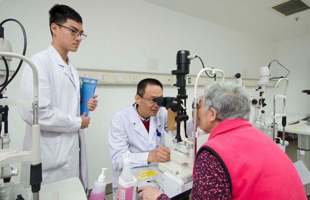 人医大咖天团“康见”新吴!ZAKER无锡邀您线上“亮睛睛”