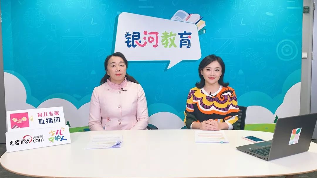 儿童喝蜂蜜会早熟吗,小孩看言情小说会导致提前发育吗