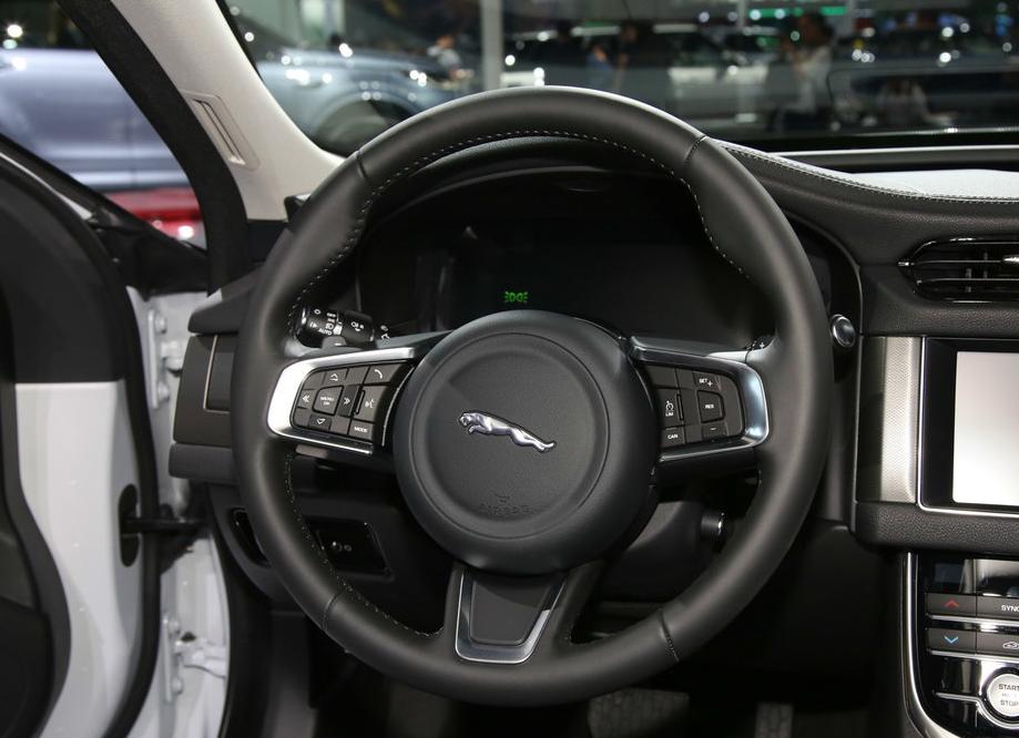 捷豹xfl2.0油耗高什么原因,捷豹xfl颜值