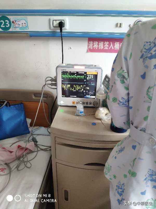 新生宝宝偶尔心跳过高到250多,出生10天宝宝心跳每分钟多少正常