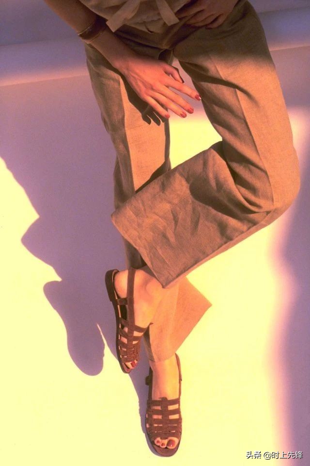 凉鞋古老,凉鞋的演变史