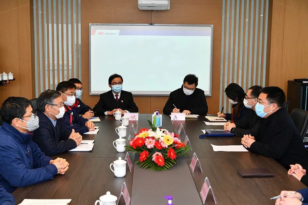 高新区党旗领航助推企业复工复产,高新区鼓励企业复工复产