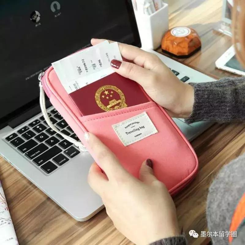 澳大利亚随身携带的行李箱,去澳洲一般要买多大的行李箱