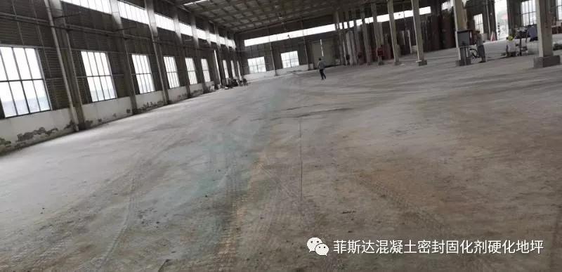 水泥硬化该怎么做美观,干水泥怎么做地面硬化