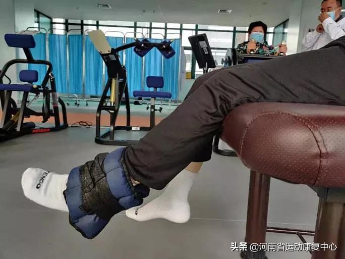 前交叉韧带断裂术后2-3周康复,膝盖交叉韧带断裂康复训练第三周