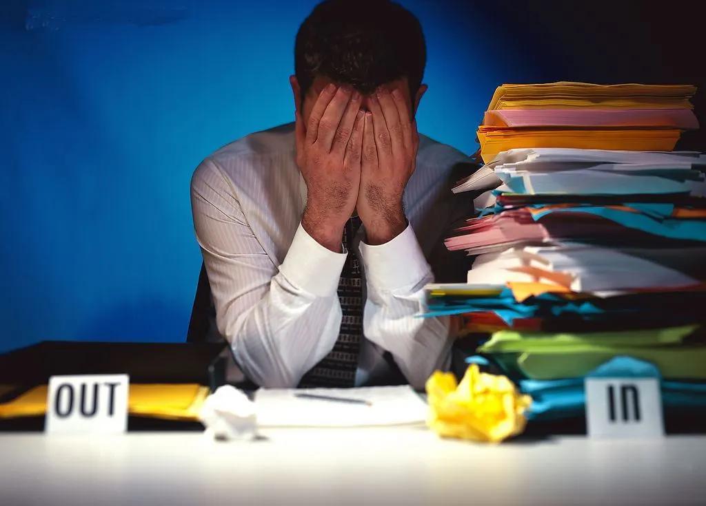 车企为什么不争气,车企不懂年轻人