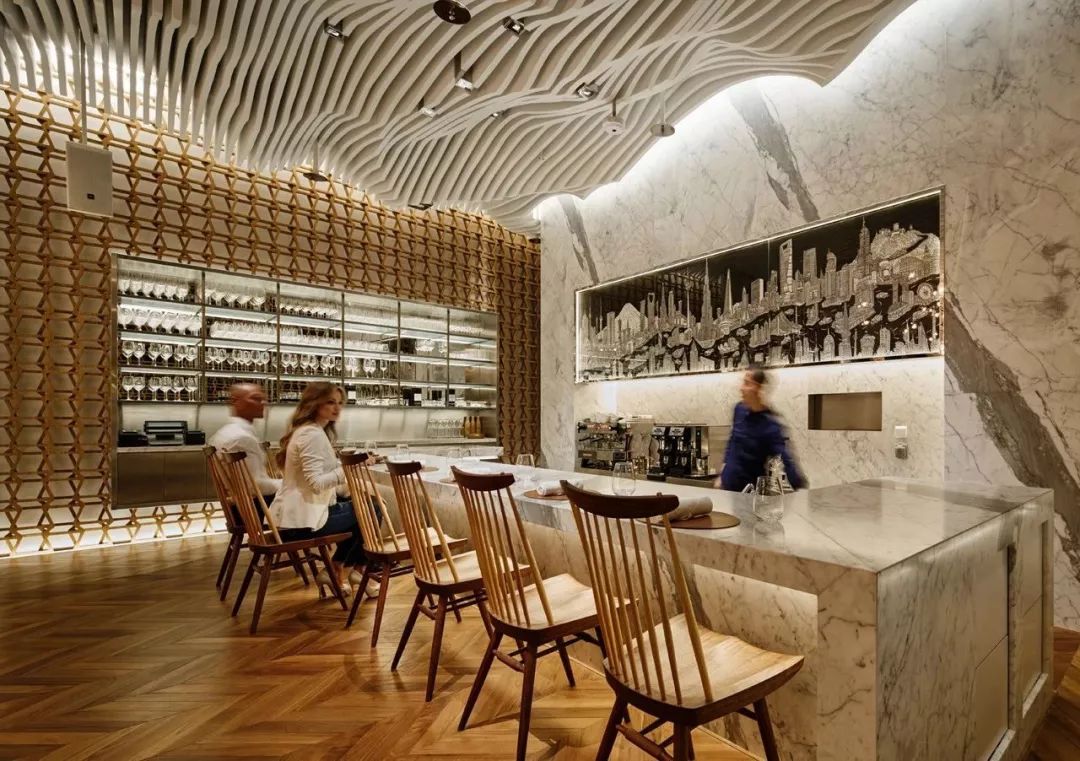 从优衣库到南京步行街,优衣库到路易威登