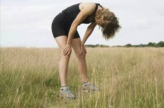 跑狐周记|杨定宏雨战跑出221国际田联将更换名称及标志