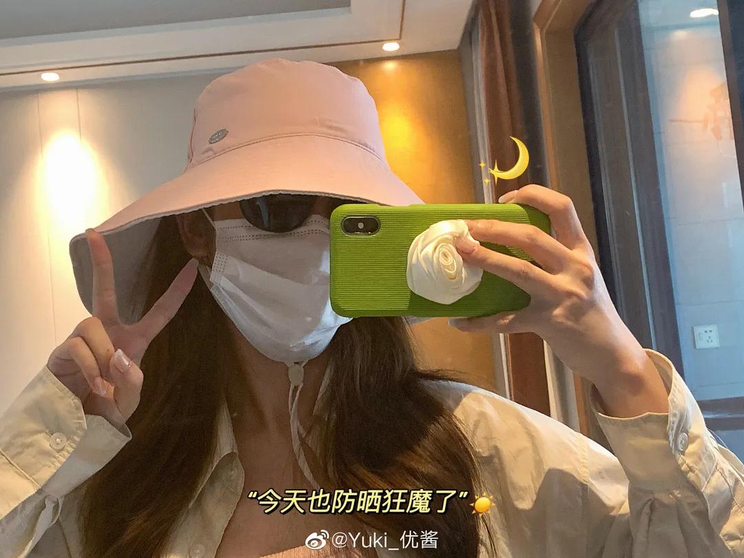 2021什么发色最显白减龄,在家染发色2021年最火发色显白