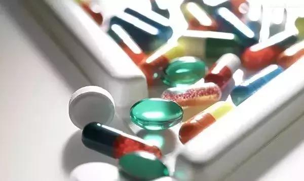 用了抗生素拉肚子怎么办,因长期服用大量抗生素导致的腹泻