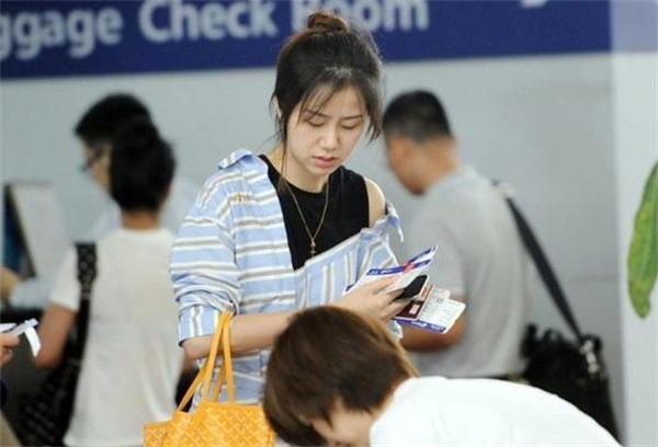 北控男篮孙悦个人简历,北控首钢陈露