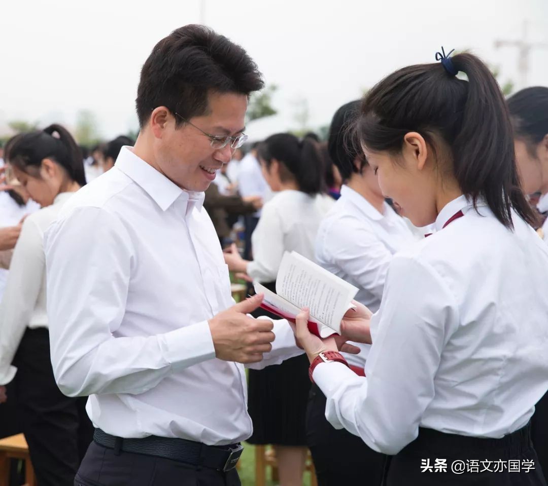 为什么有的家长特别不信任老师,家长不信任新老师怎么沟通