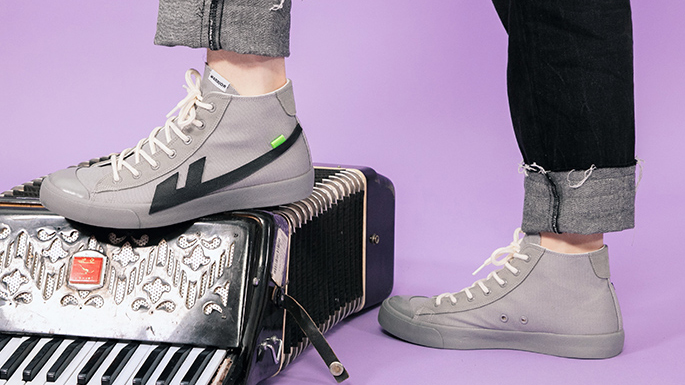 开车穿什么鞋比较舒服,开车穿什么款式的鞋舒适