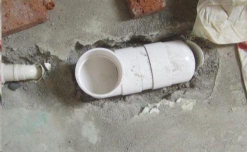 挂壁式马桶堵塞如何解决,马桶移位后经常堵塞怎么办