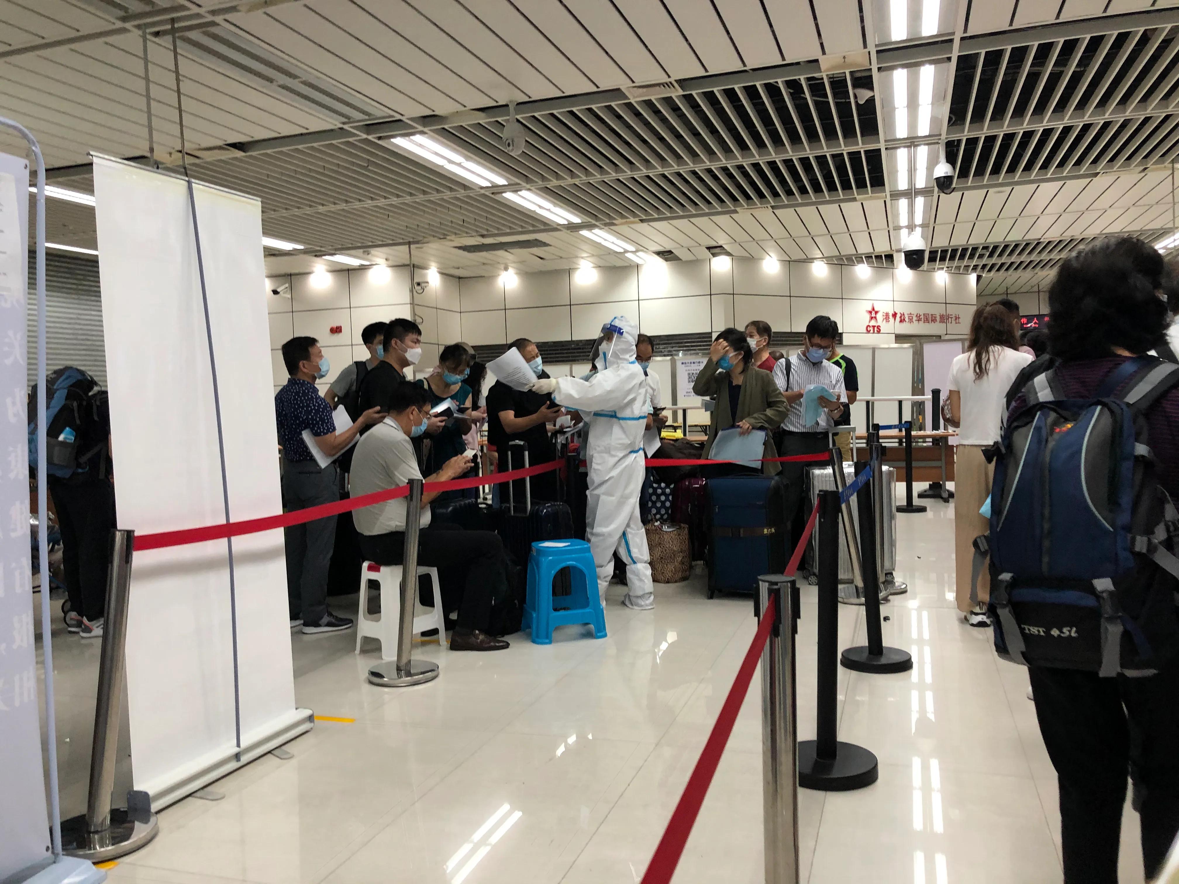 从香港回内地过关攻略视频大全,香港过关去深圳全过程