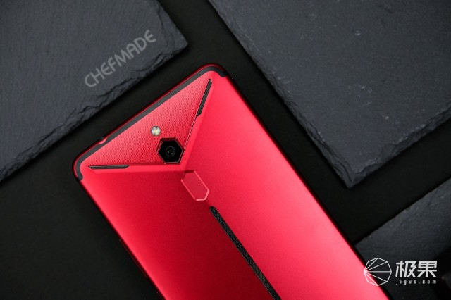 疯魔再现，鹿死它手，“竞”让Switch也甘拜下风