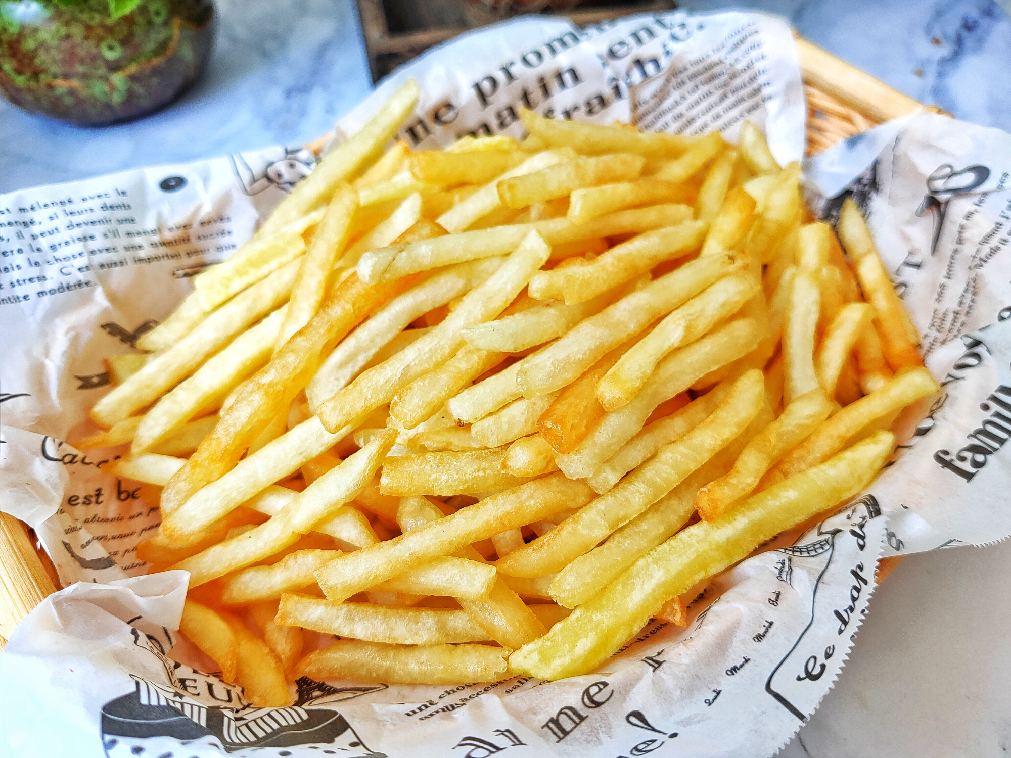 薯条怎么炸才酥脆好吃呢,薯条怎么炸不会软又好吃