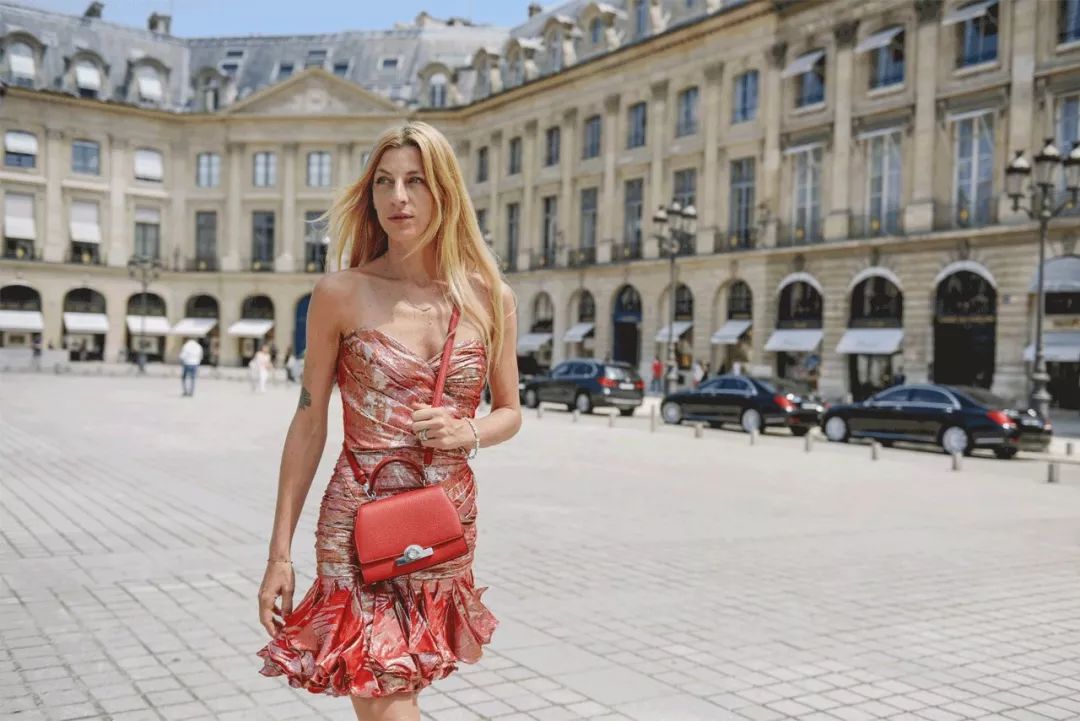 10款永不过时的包包 (十款必备经典包包)