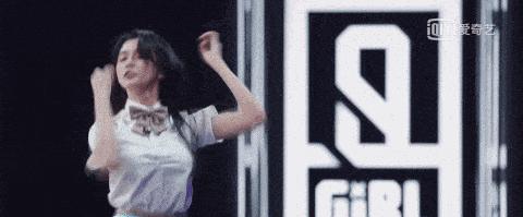 热综|《青春有你2》爆火,话题选手魔性舞台简直太精彩!