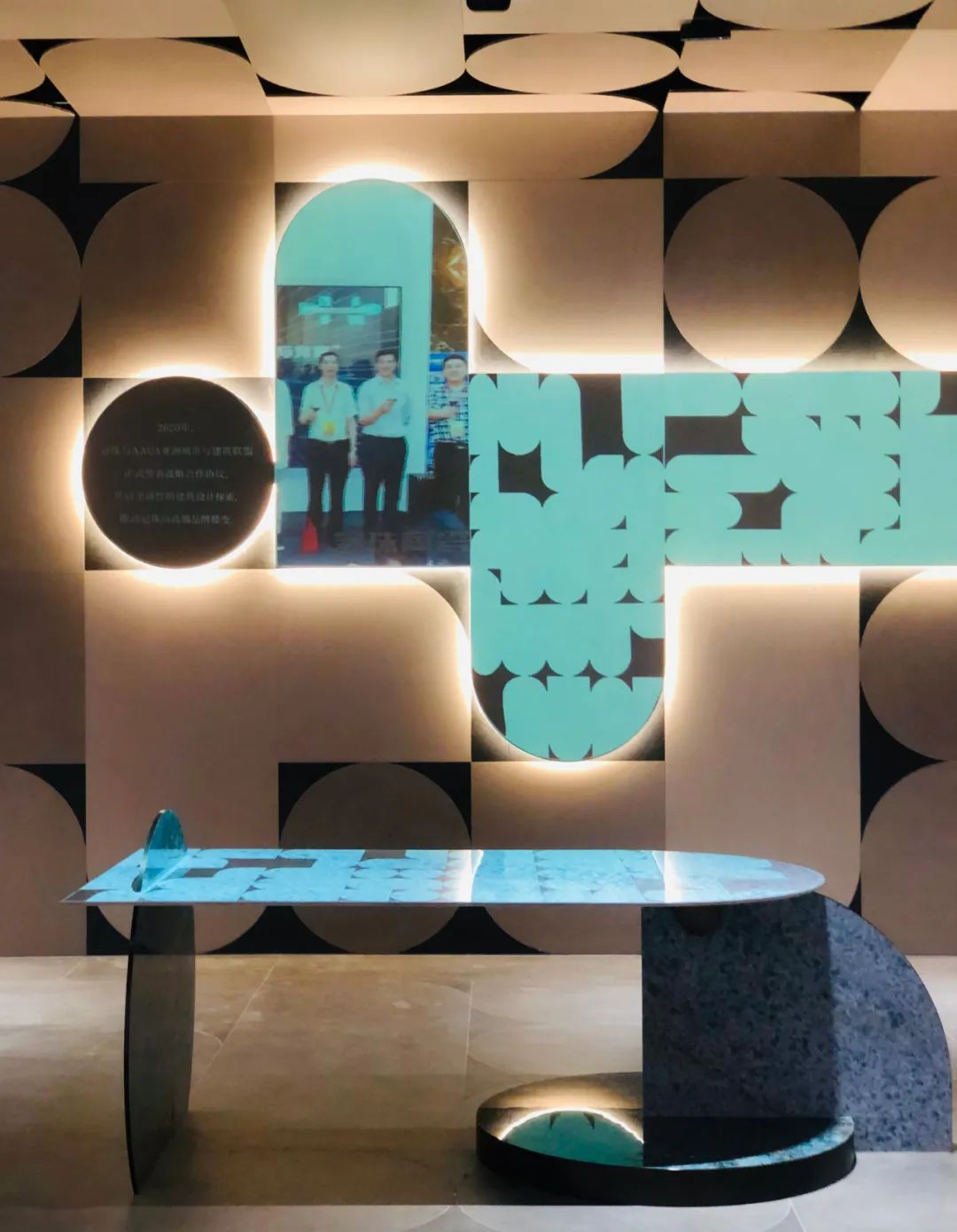 冠珠陶瓷新logo,冠珠背面logo印上去的