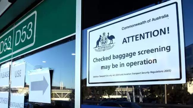 入境大陆携带超额物品如何处罚,出境飞机禁带物品一览表