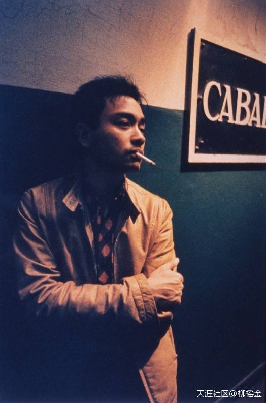 尽管少儿不宜，但电影中的抽烟镜头，竟如此迷人