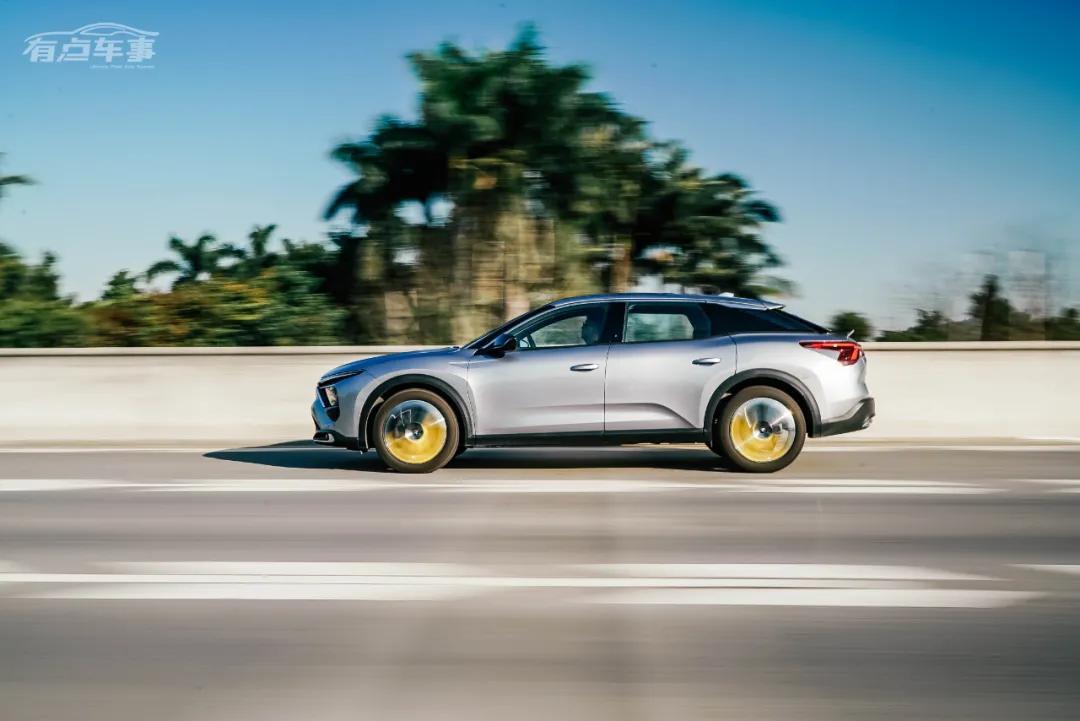 凡尔赛c5x和5008选哪个,凡尔赛c5x能让雪铁龙翻身吗