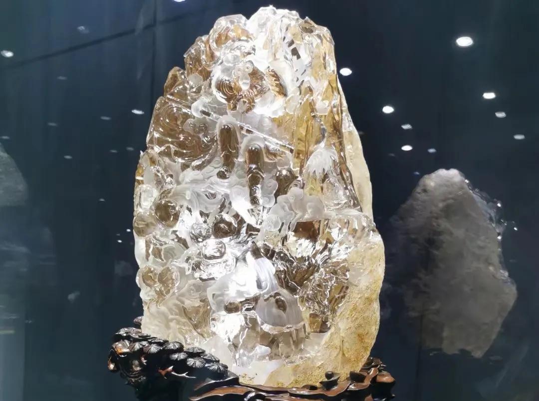 花若解语还多事的下一句是什么,花若解语最可人