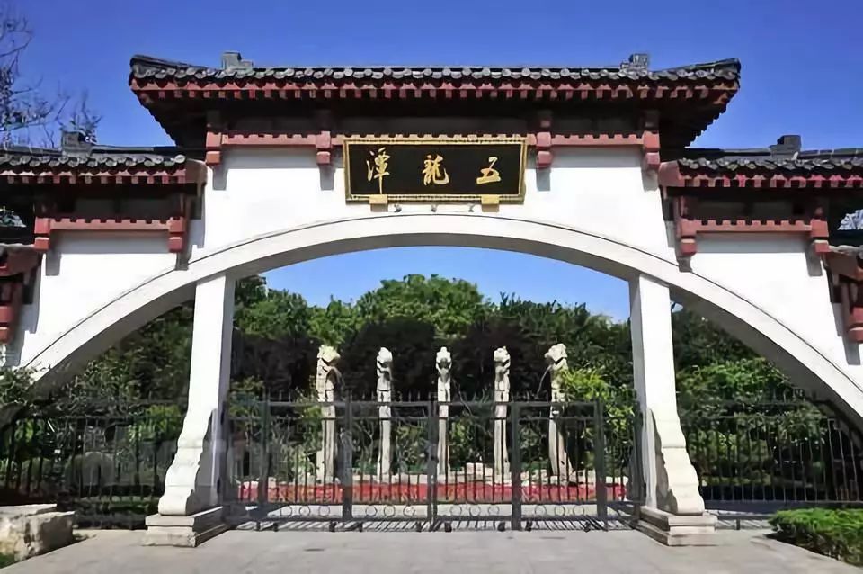 济南泉城旅游攻略必去景点,济南泉城特色景点