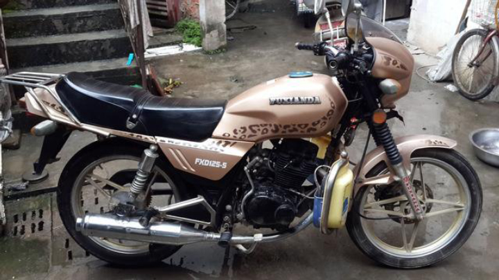 普通125摩托车能上多少转速,125摩托车一升汽油能跑多少公里啊