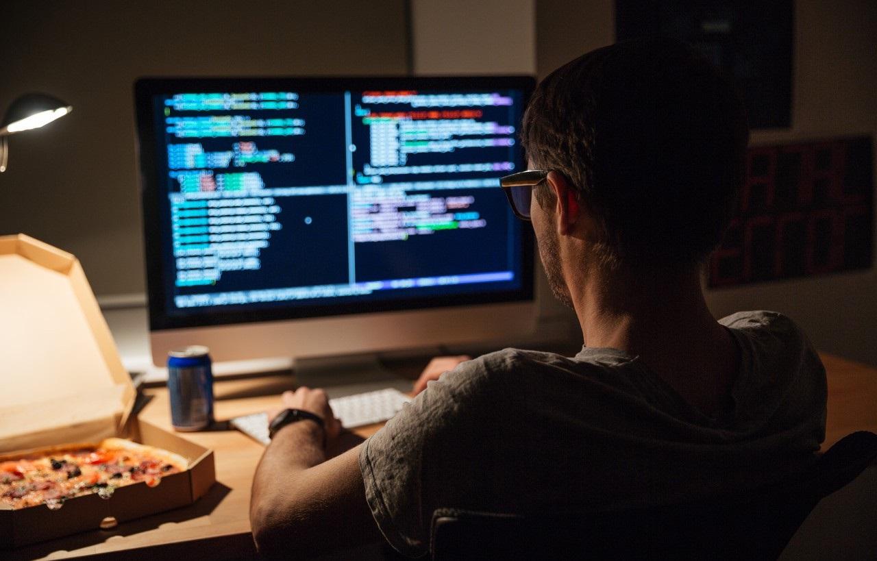 一个苦逼程序员创业之路,25岁的程序员赚多少钱