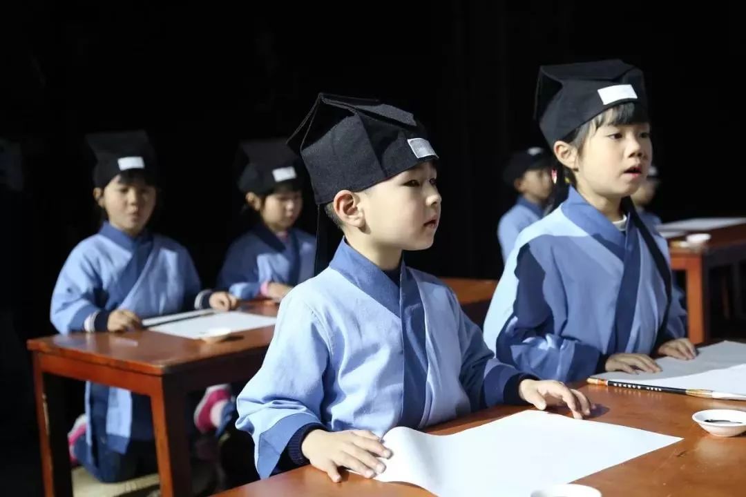 高中语文教材古诗文篇目大幅增加,新高考语文必背古诗文全国卷