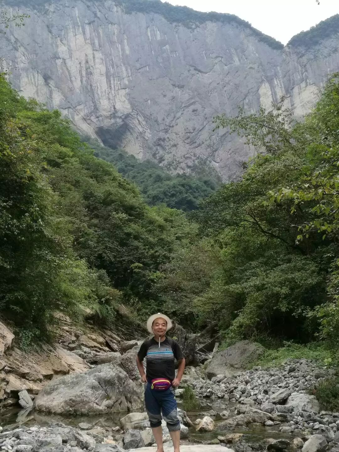 西漂湾瀑布群,建始西漂湾瀑布群