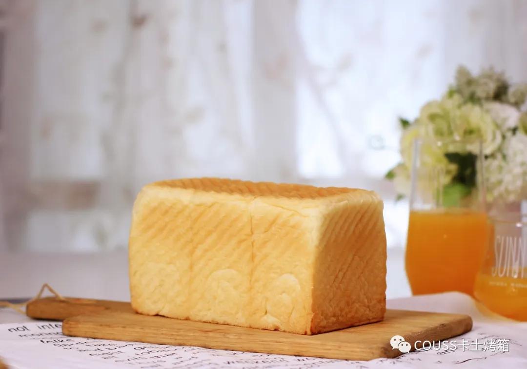 软糯香甜的吐司面包,绵软的云朵面包