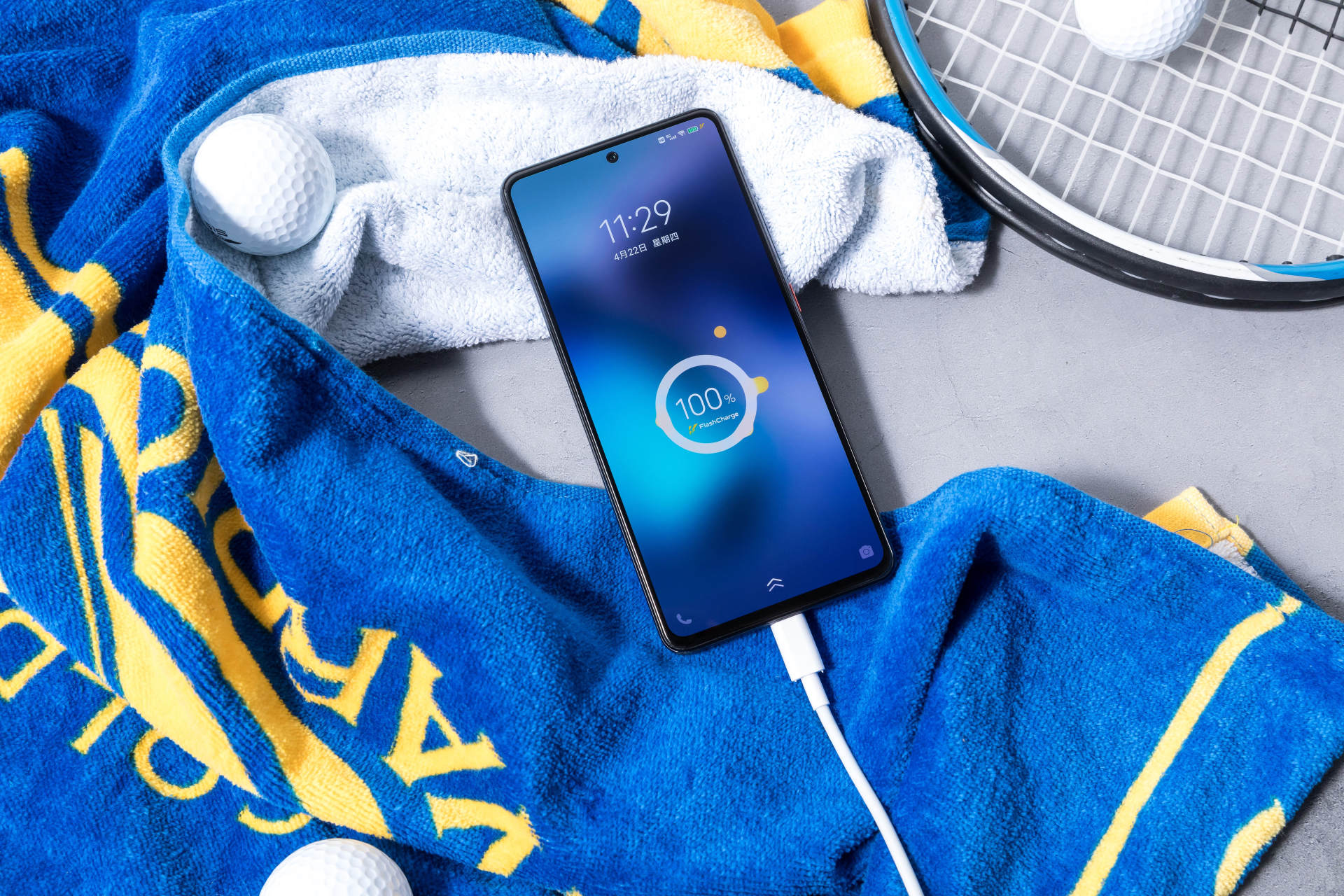 手机在什么情况下充电速度最快,100w快充给40w手机充电有什么影响