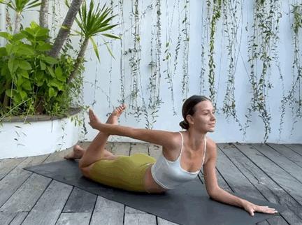 瑜伽中怎样提高腹股沟力量,大腿前侧紧张怎么去训练