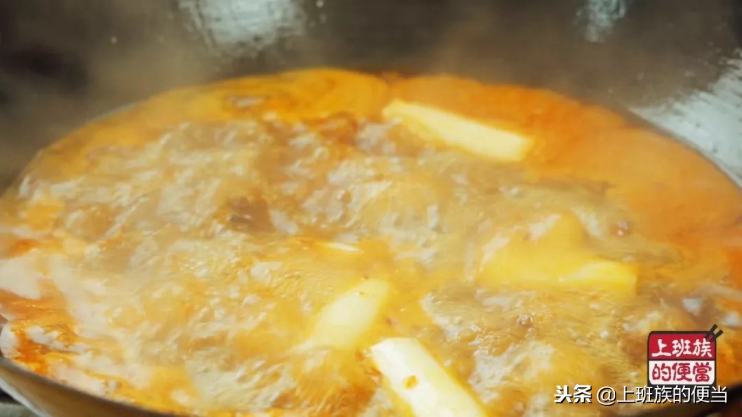 面条最好吃的做法,大口吃肉大口喝汤,比面馆里的过瘾多了!