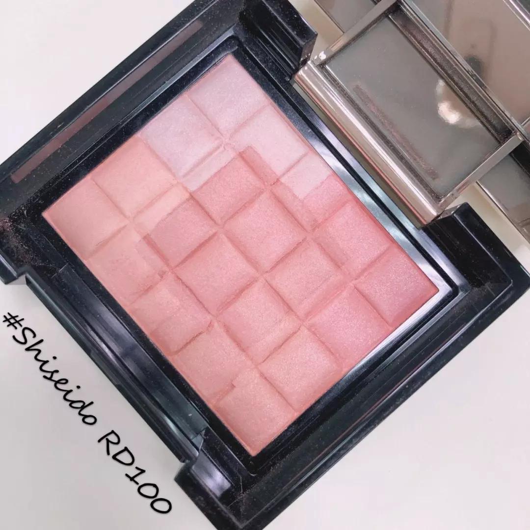 平价腮红收敛色和膨胀色的推荐,低饱和裸杏色腮红推荐