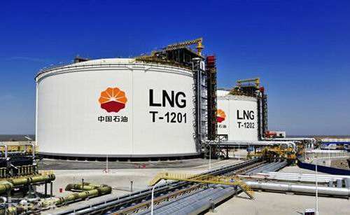 重卡lng选哪一款车最好,国六lng牵引车哪个品牌好