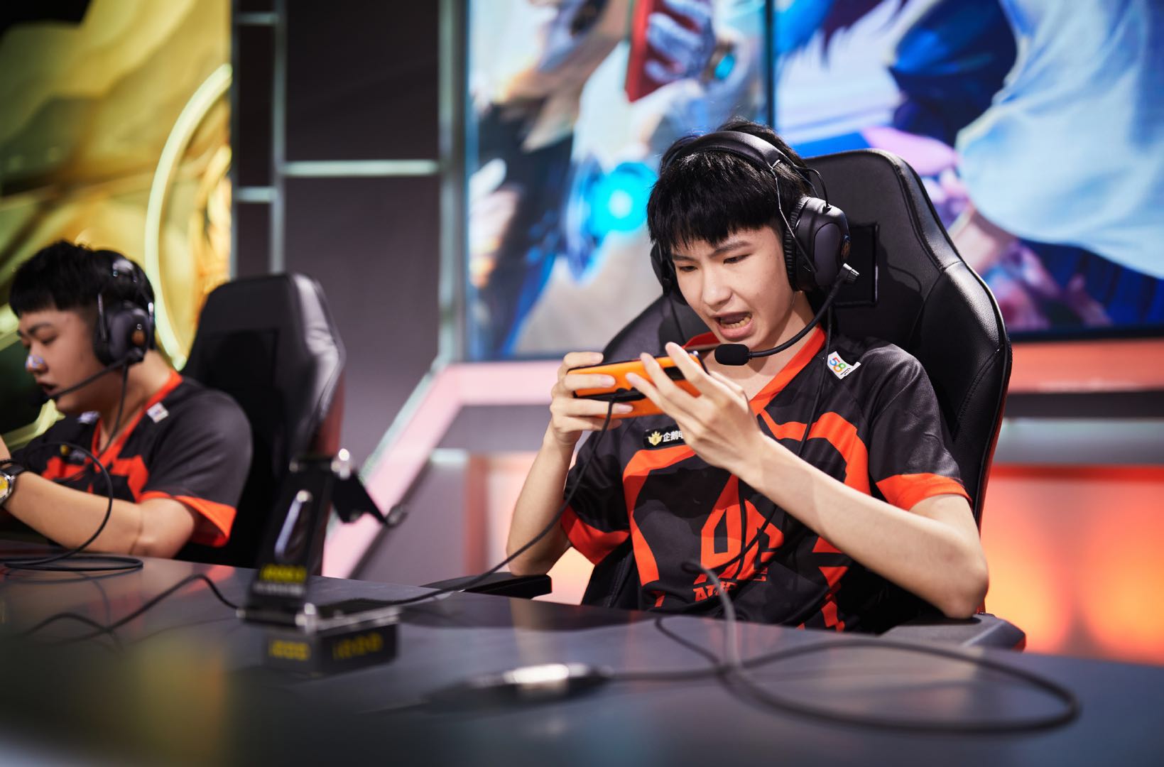 KPL:一诺迎替补?AG购买汤汤凑双胞胎,迷惑操作引粉丝质疑