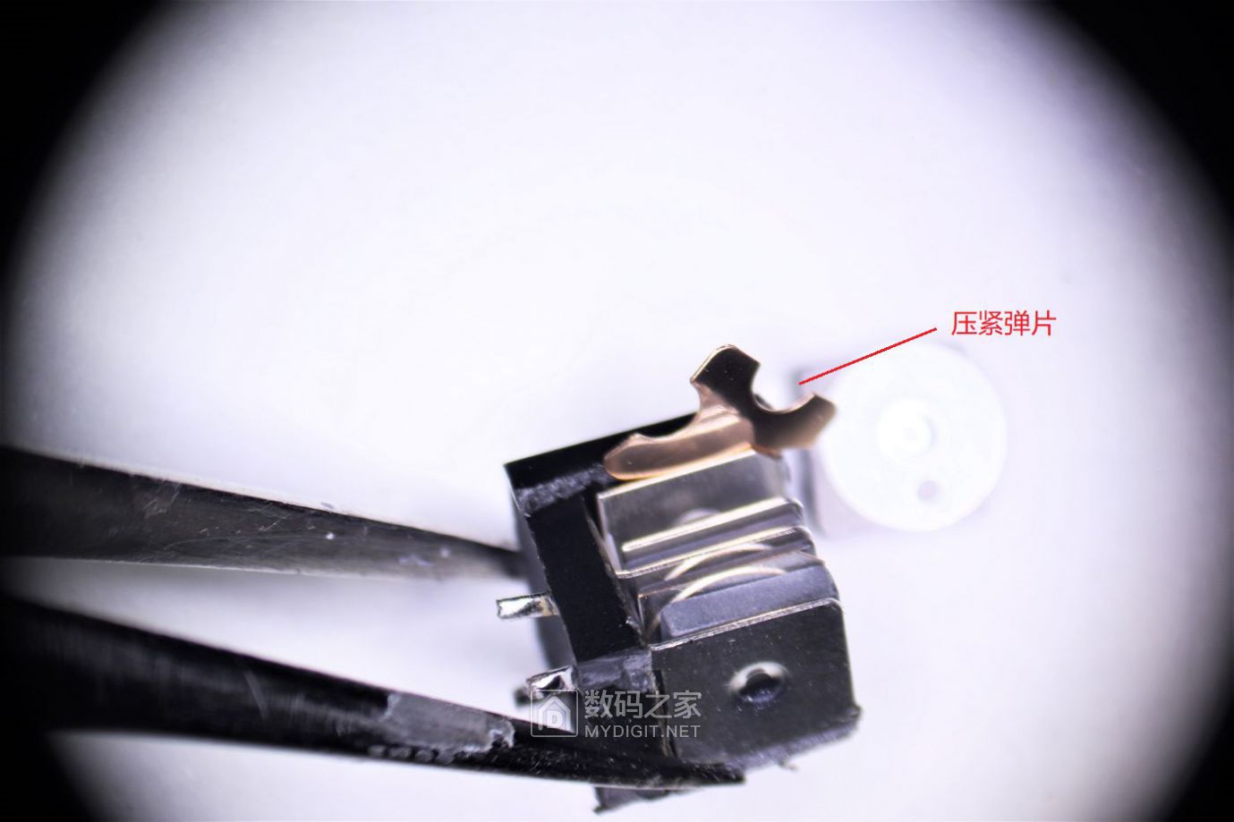 微观拆解：陶瓷滤波器和一个有源晶振，原理介绍及部件解析