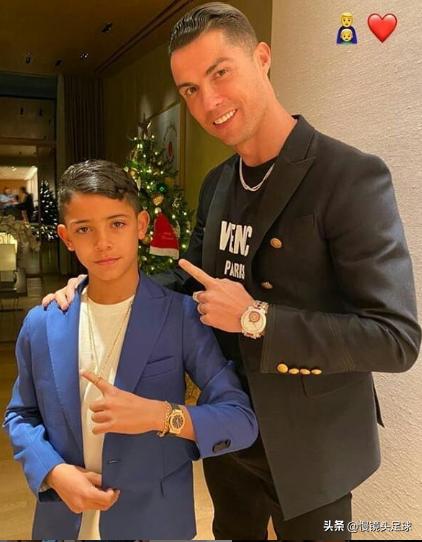 c罗和迷你罗同框照片,c罗给迷你罗庆祝6岁生日