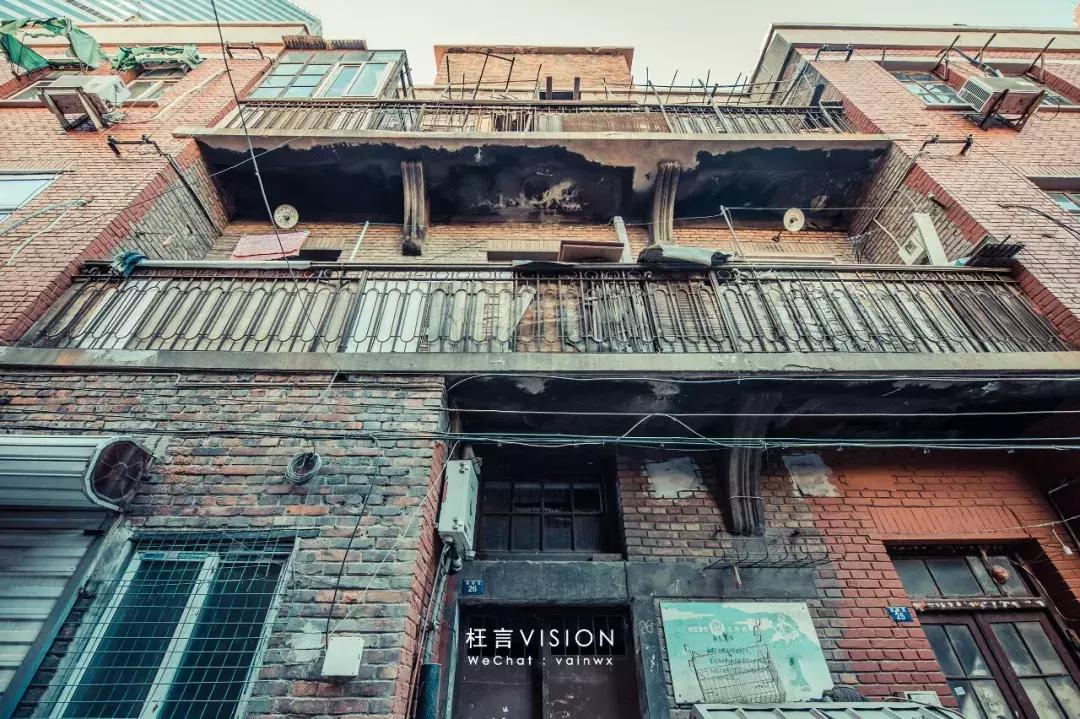 小白楼是指哪个楼,什么叫小白楼